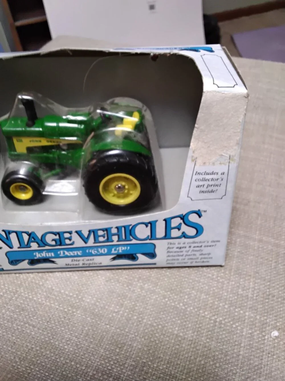 NIB Vintage ERTL 1/43 John Deere 630 LP Tractor - Vintage Vehicles Series (1989)